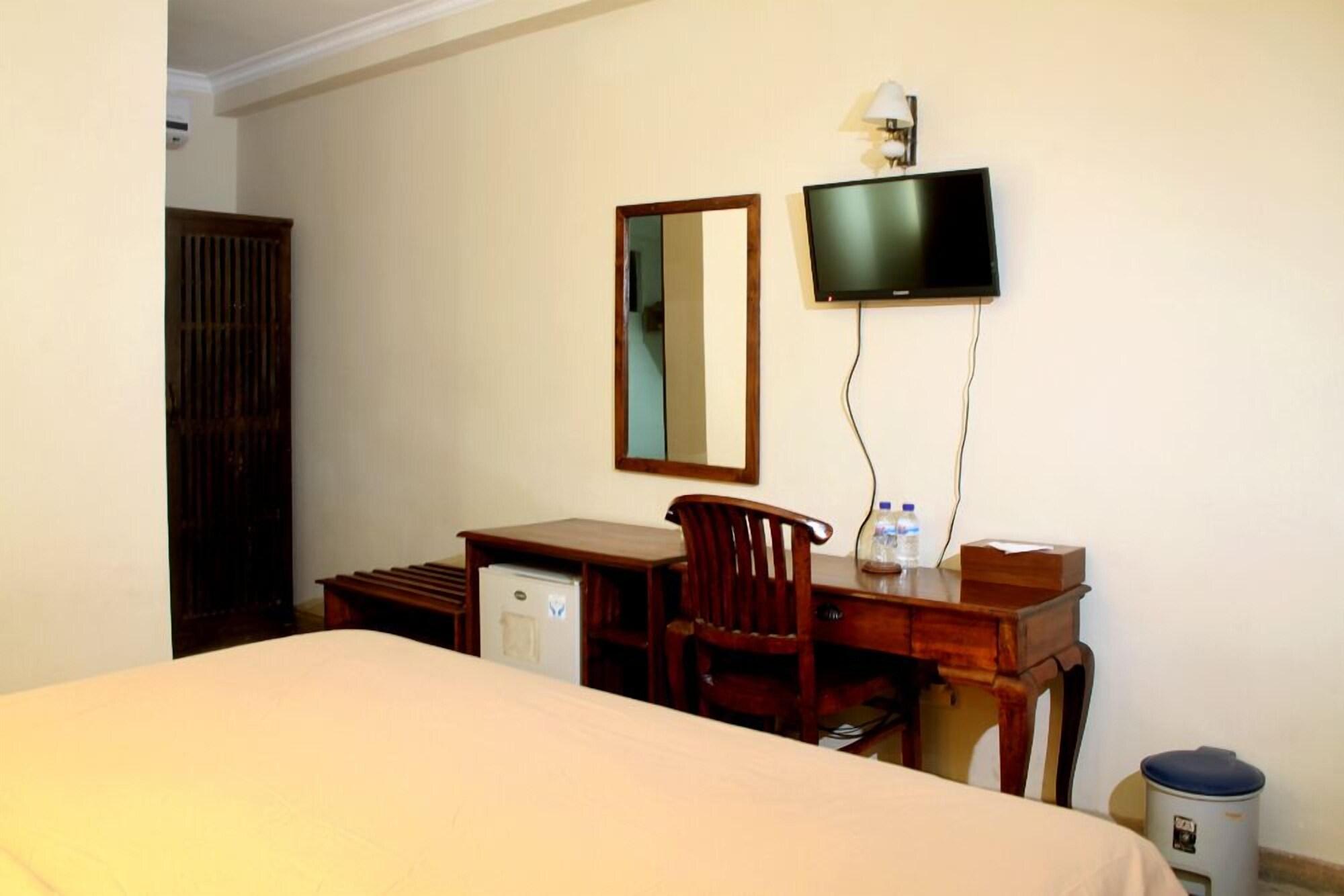 Nathan Hotel Kuta  Exterior photo