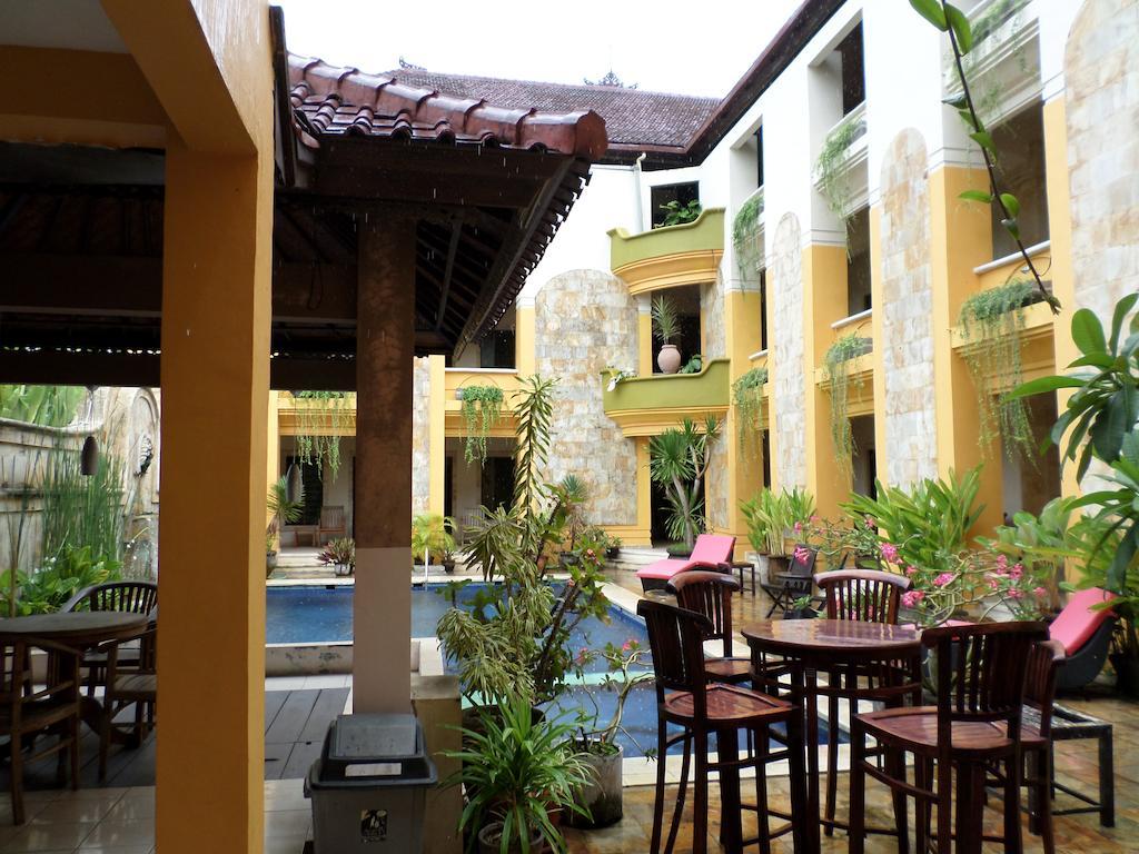 Nathan Hotel Kuta  Exterior photo